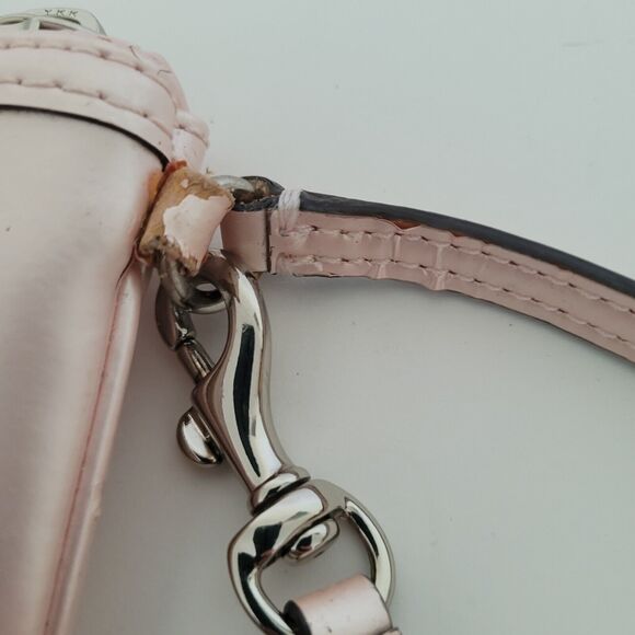 Coach Wallet Corner Wristlet Leather Light Metalic Pink Small Zippy Pouch Patch - Picture 4 of 8